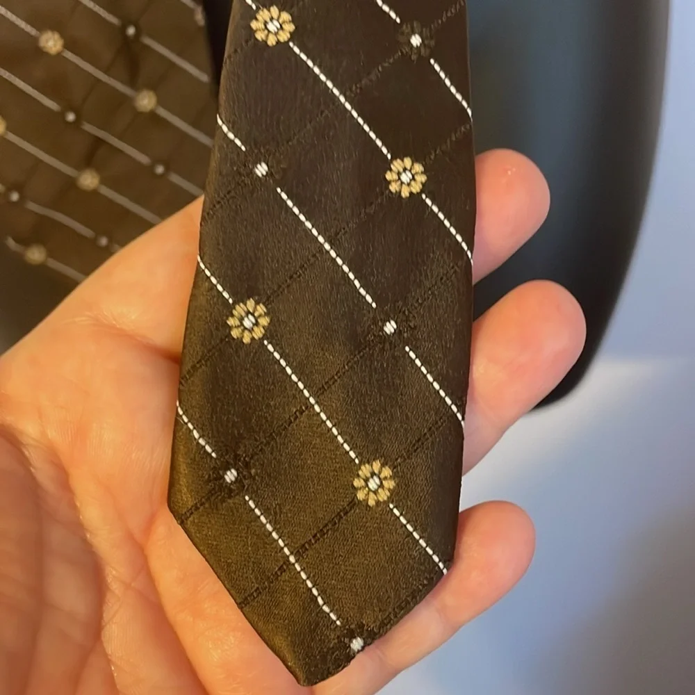 Givenchy Brown Floral Embroidered Polyester Vintage Necktie Tie